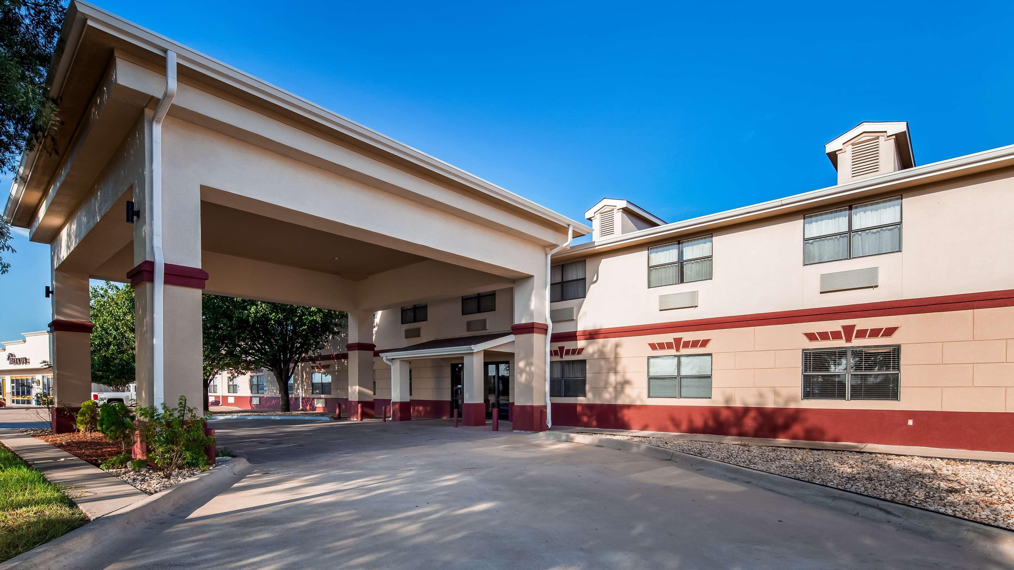 Best Western Inn And Suites Copperas Cove Exterior foto